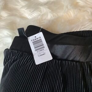 Torrid New‎ W/Tags Womens Black Pleated Shimmy Wide Leg Pull On Pants 5XL SHORT